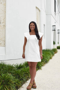 TCEC white dress ruffle sleeves with pockets