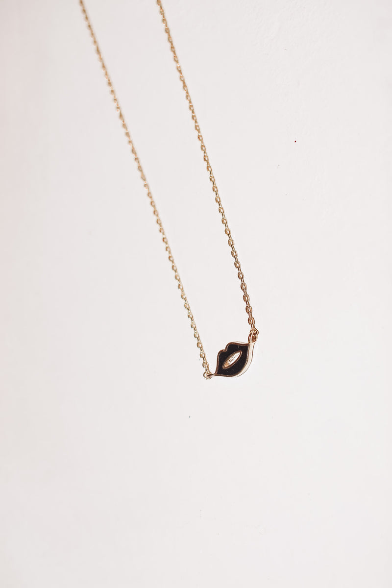 Secret Kiss Necklace- Black