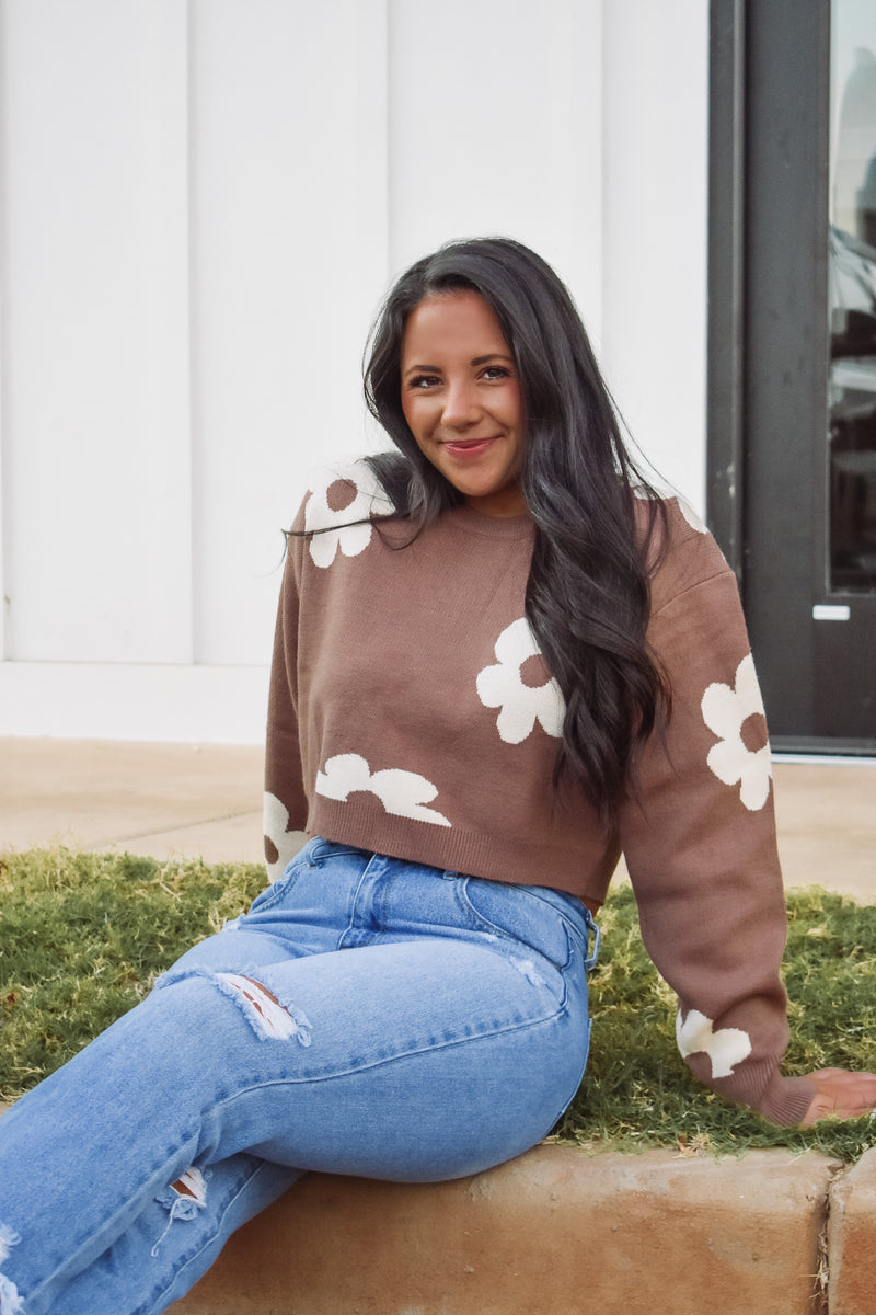 Brown cropped floral knit sweater 